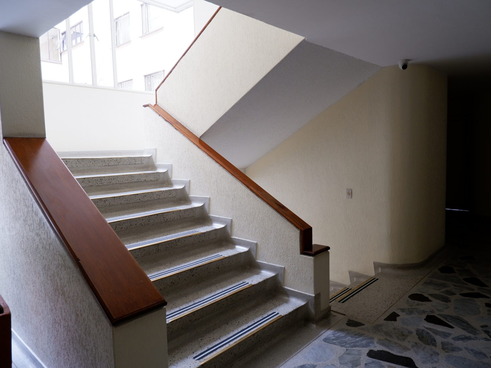 ALHAMBRA VENTA APARTAMENTO DUPLEX en ALHAMBRA, Bogotá