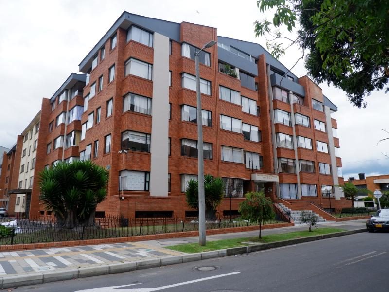 ALHAMBRA VENTA APARTAMENTO DUPLEX en Bogotá