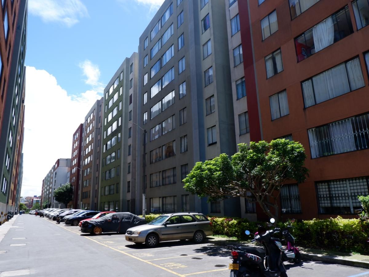 PRIMAVERA OCCIDENTAL VENTA APARTAMENTO en PRIMAVERA OCCIDENTAL, Bogotá