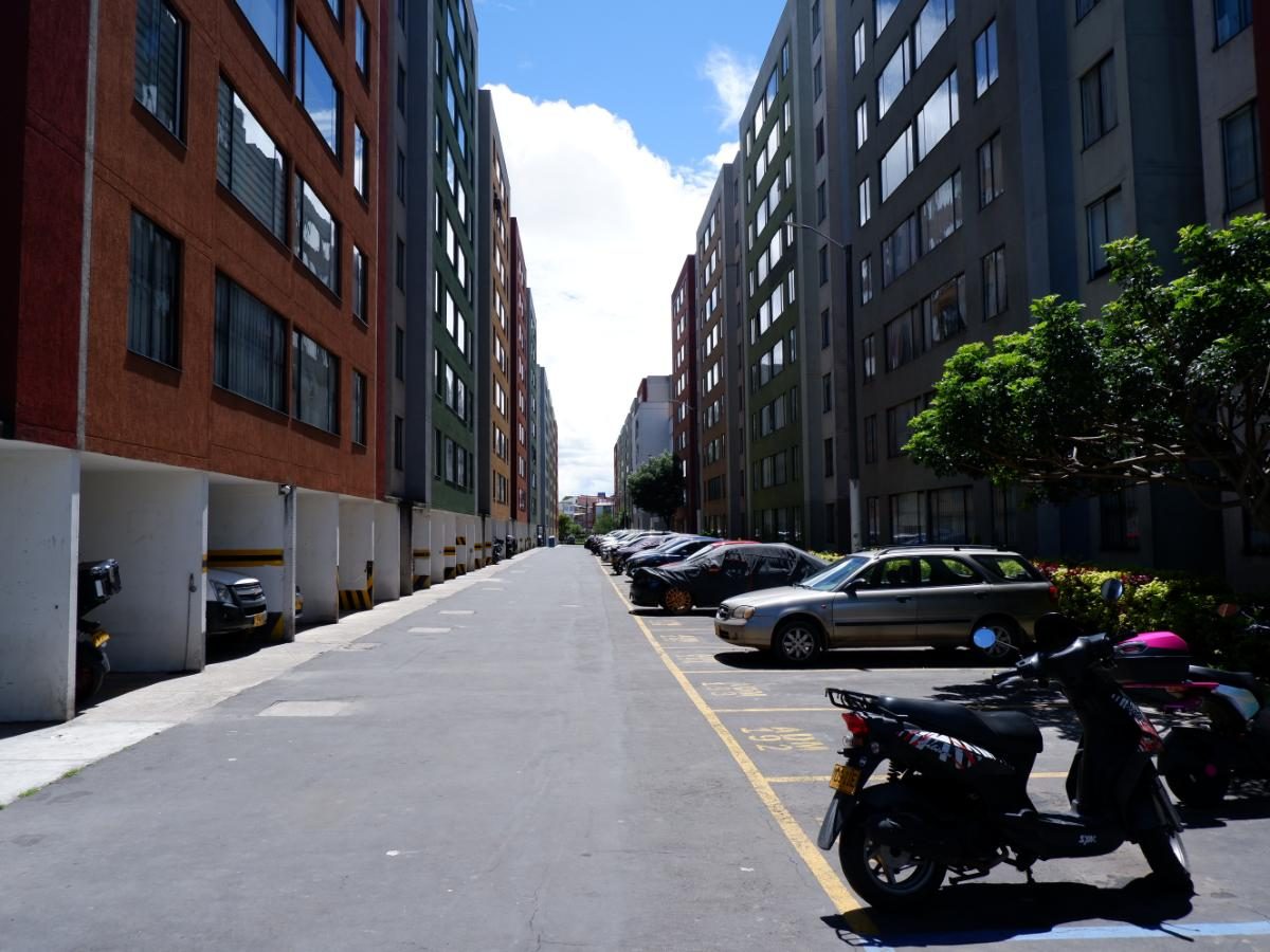 PRIMAVERA OCCIDENTAL VENTA APARTAMENTO en PRIMAVERA OCCIDENTAL, Bogotá