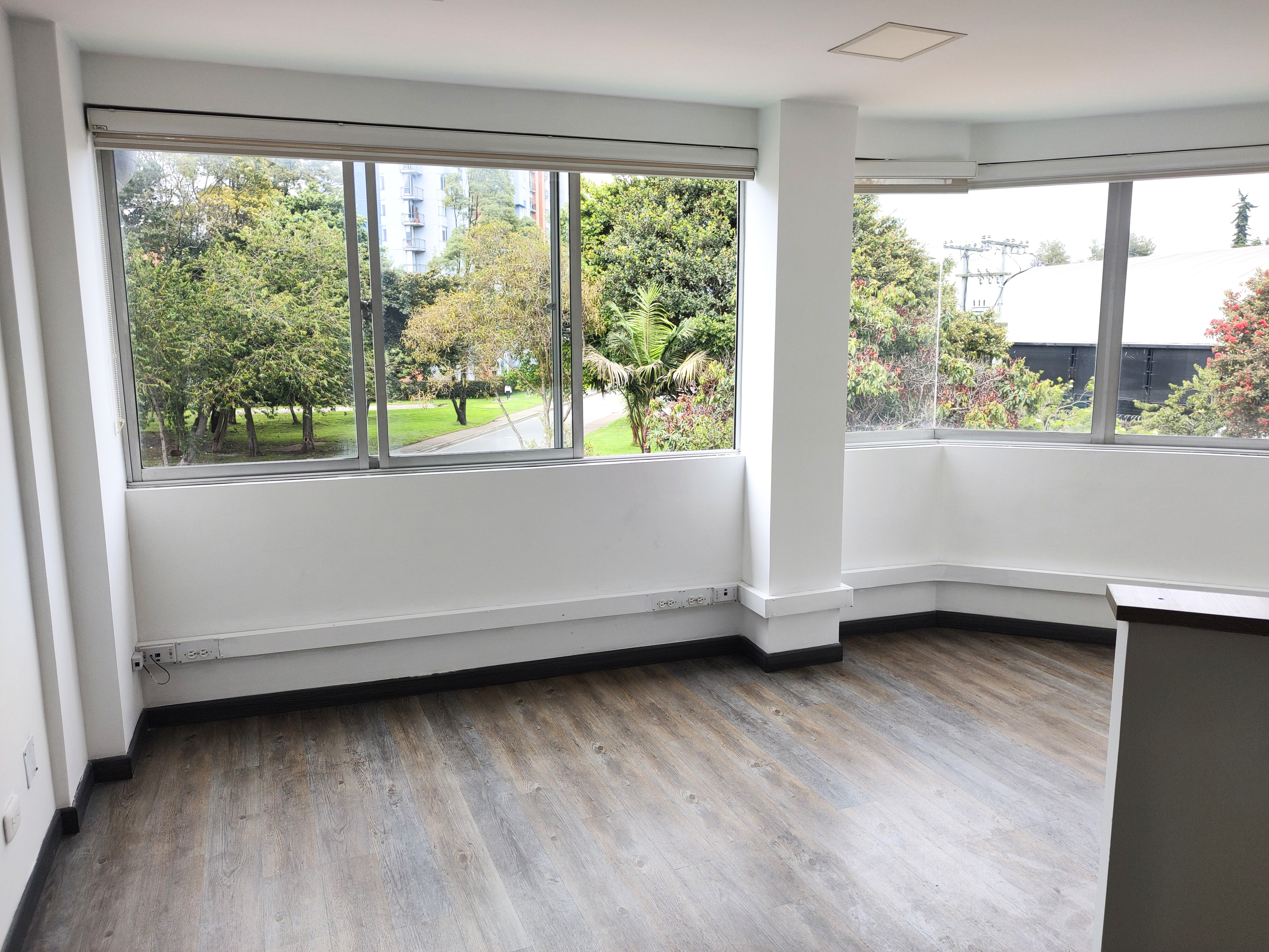 Oficina norte de Bogota Arriendo en Granada Norte, Bogotá