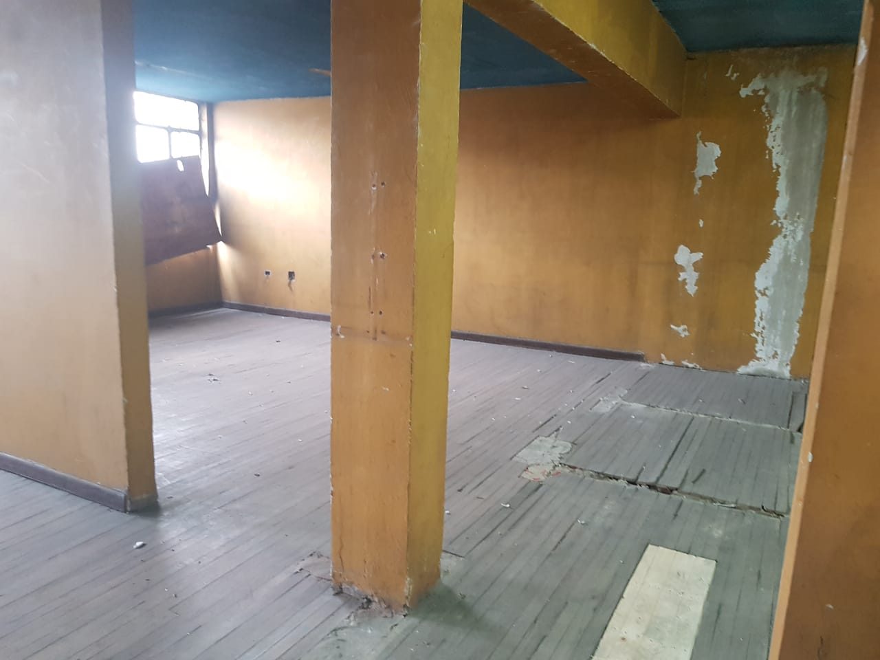 BOGOTA BARRIO CENTRO VENTA LOTE 1.500 M2 en CENTRO, Bogotá